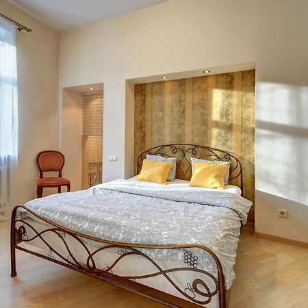 Romantic City Center Apartment In Old Town Vilna Exterior foto