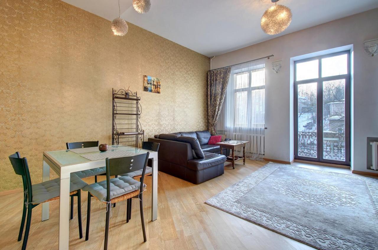 Romantic City Center Apartment In Old Town Vilna Exterior foto